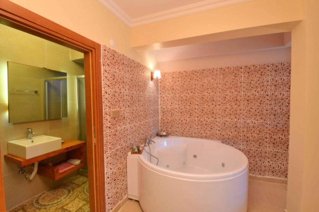 Sweet Home Hotel