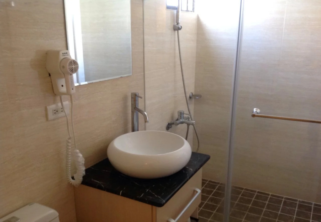 Chih Feng Hotel