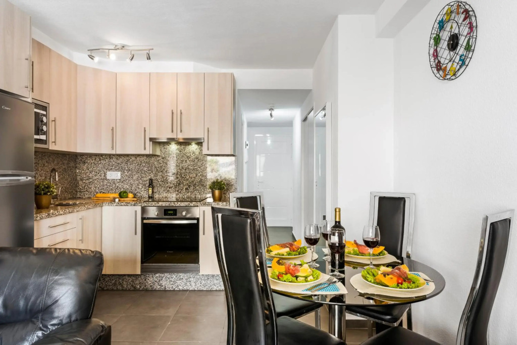 Panoramic 2 Bed Penthouse