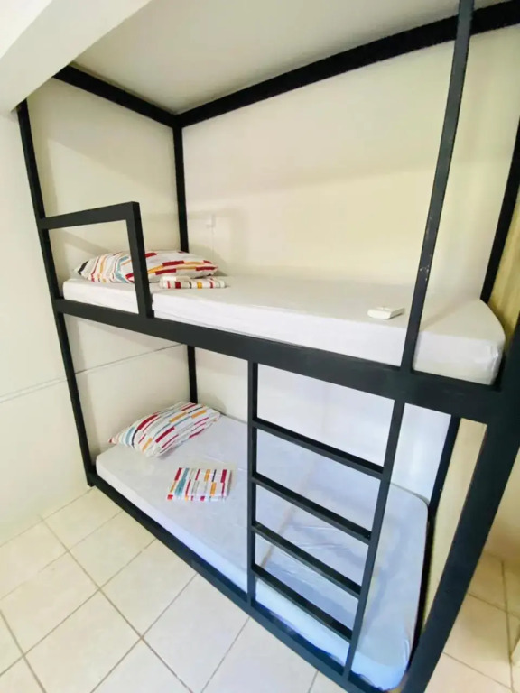 O Hostel