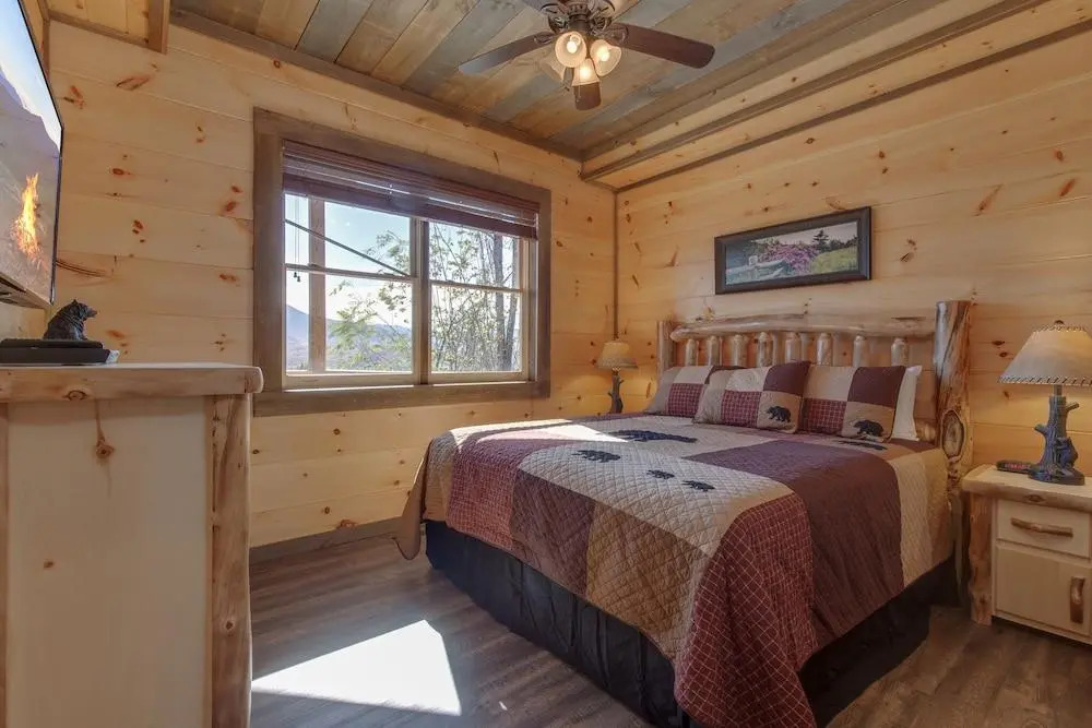 Great Smoky Lodge
