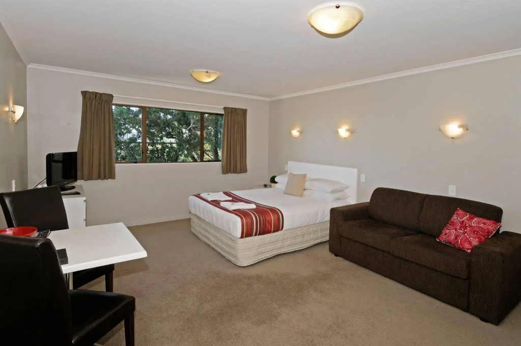 Airport Harbour Motel