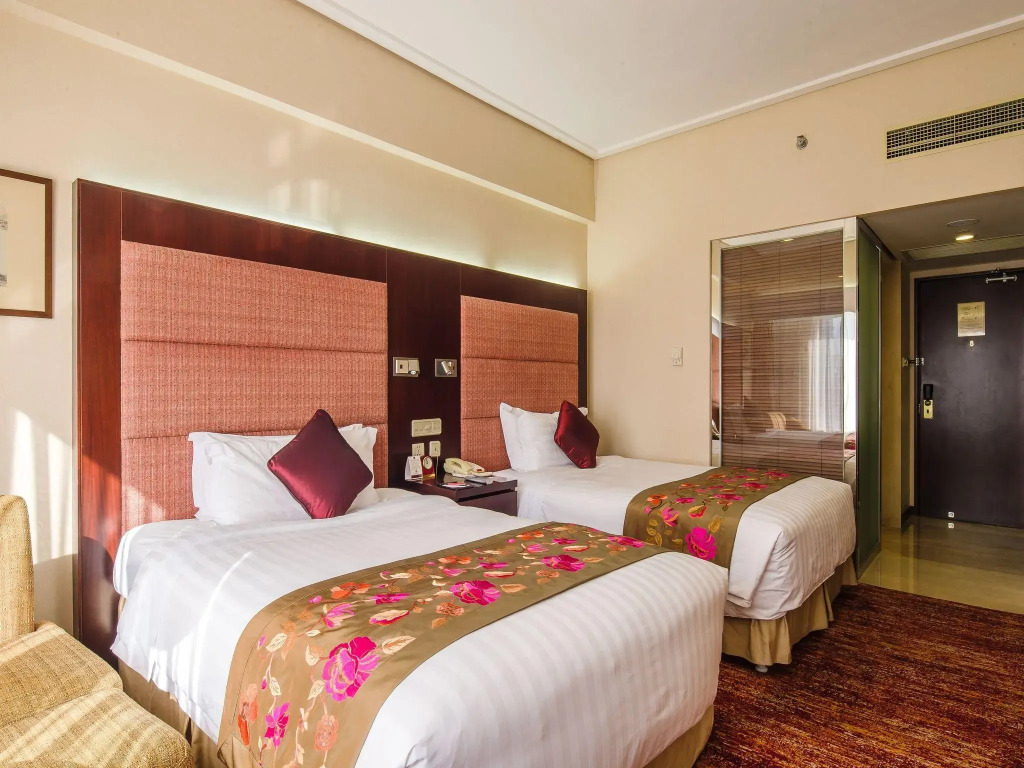 Grand Continent International Hotel