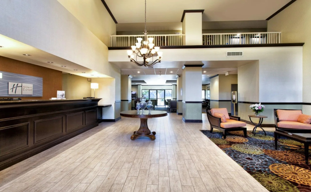 Holiday Inn Express Tampa-Brandon by IHG