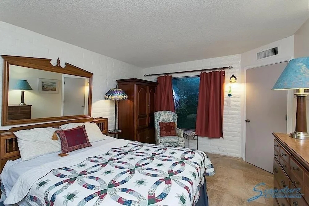 La Vida Local By Signature Vacation Rentals