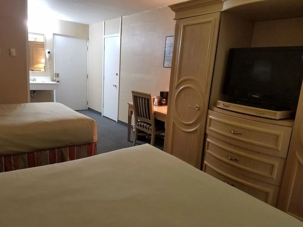 Coulee House Inn & Suites