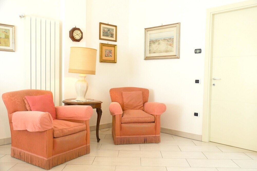 Apartment With 2 Bedrooms in Viareggio, With Balcony - 300 m From the