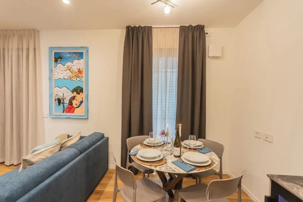 Rezia Apartments by Rent All Como