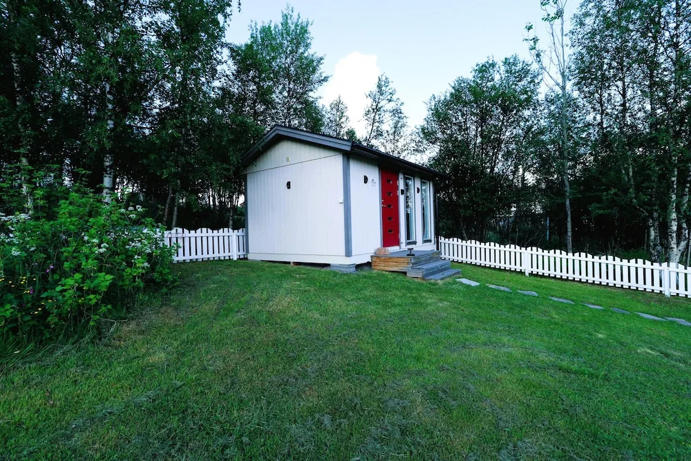 Aurora Cabin