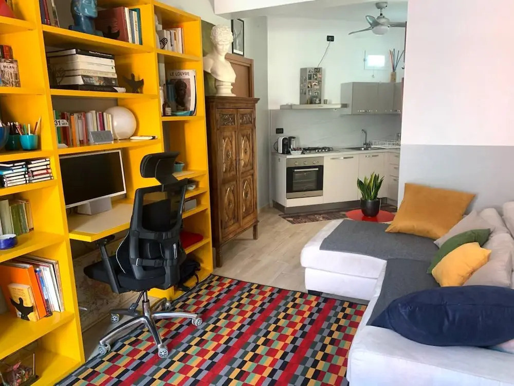 Arty Colourful Flat Close to Campus Bocconi - by Beahost Rentals