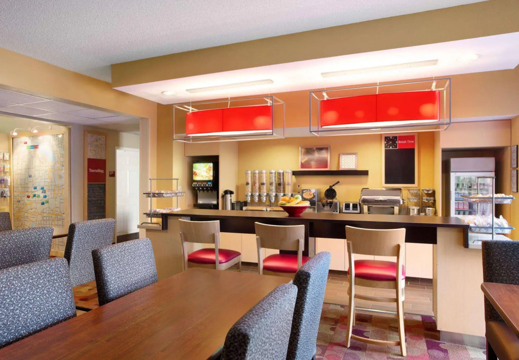 Candlewood Suites Bedford - Fort Worth by IHG