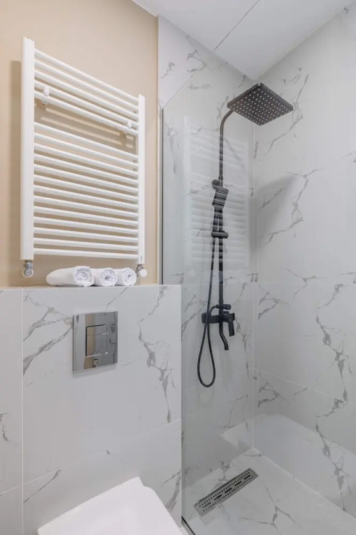 Efficient Studio Apartments on Calea Victoriei - Smart Layouts & Central Access