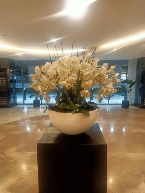 Len's Den - Flat in Pasay City Mall of Asia Manila