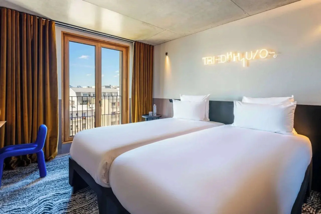 TRIBE Paris Clichy
