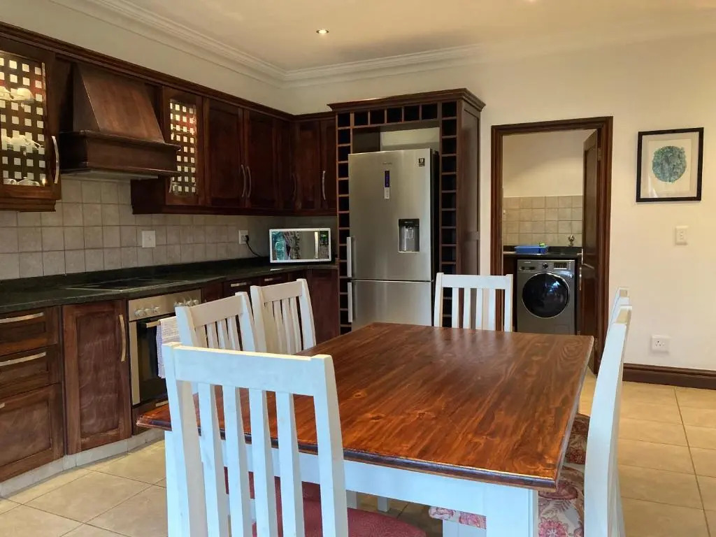 2 Rawdons Country Estate