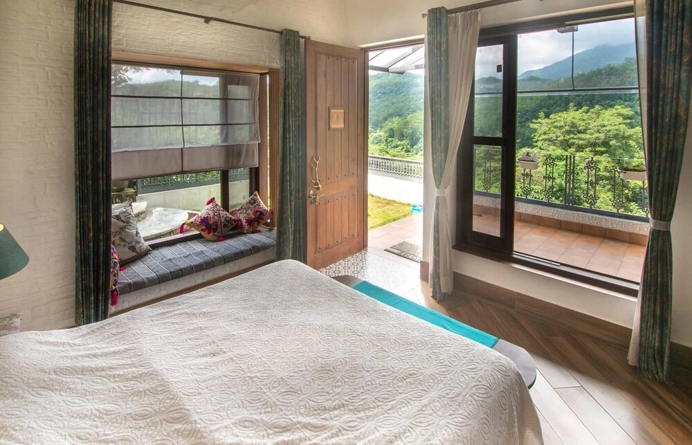 Rustic Art Deco Boutique Villa With Stunning Views by Wanderlust