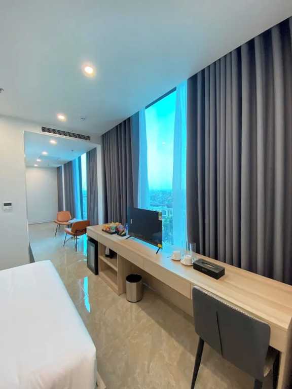 Infinity Hotel