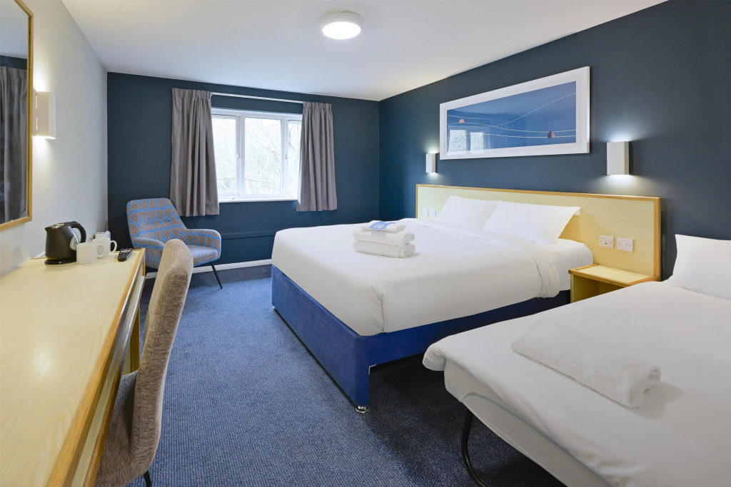 Travelodge Cardiff Llanedeyrn