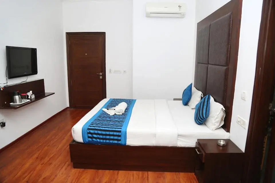 Pacific Inn Suites - Sector 45