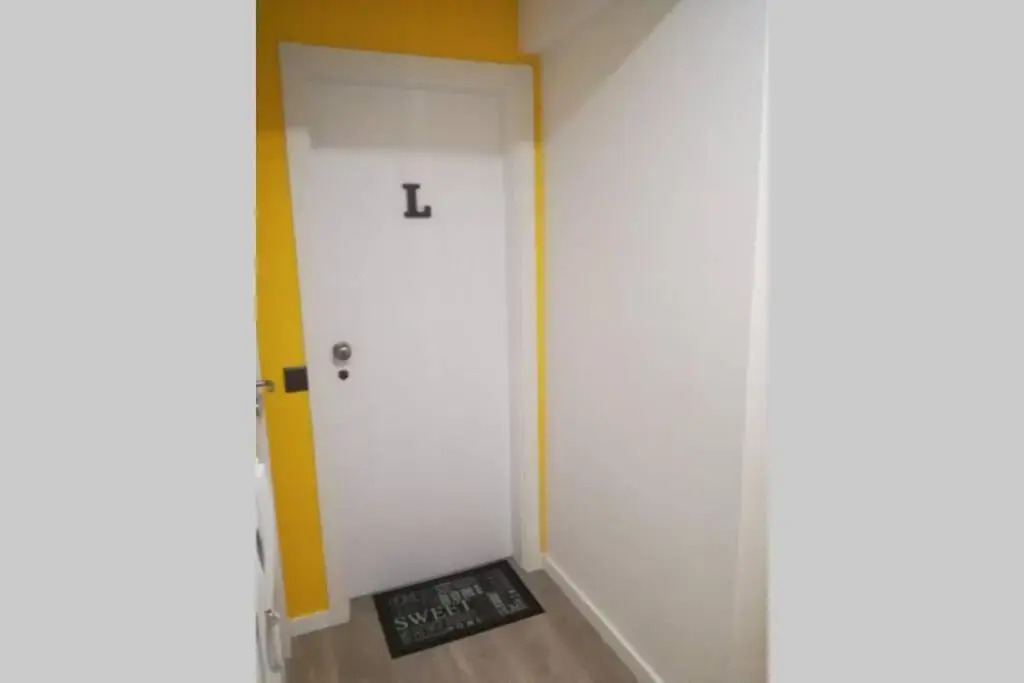 Ria Center Apartment - Left