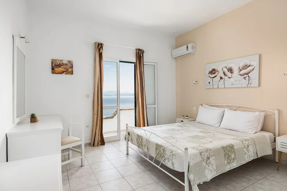 Four-Bedroom Villa Eleni by Konnect, with Private Pool & Stunning Seaview