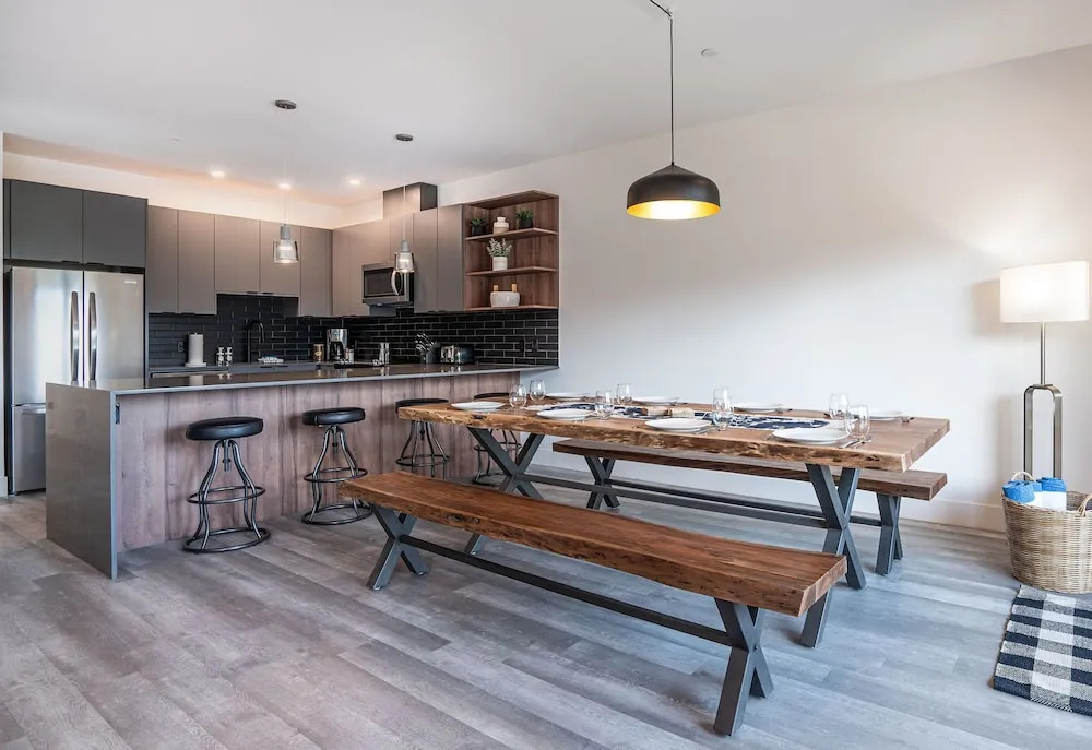 Stoke House by Revelstoke Vacations