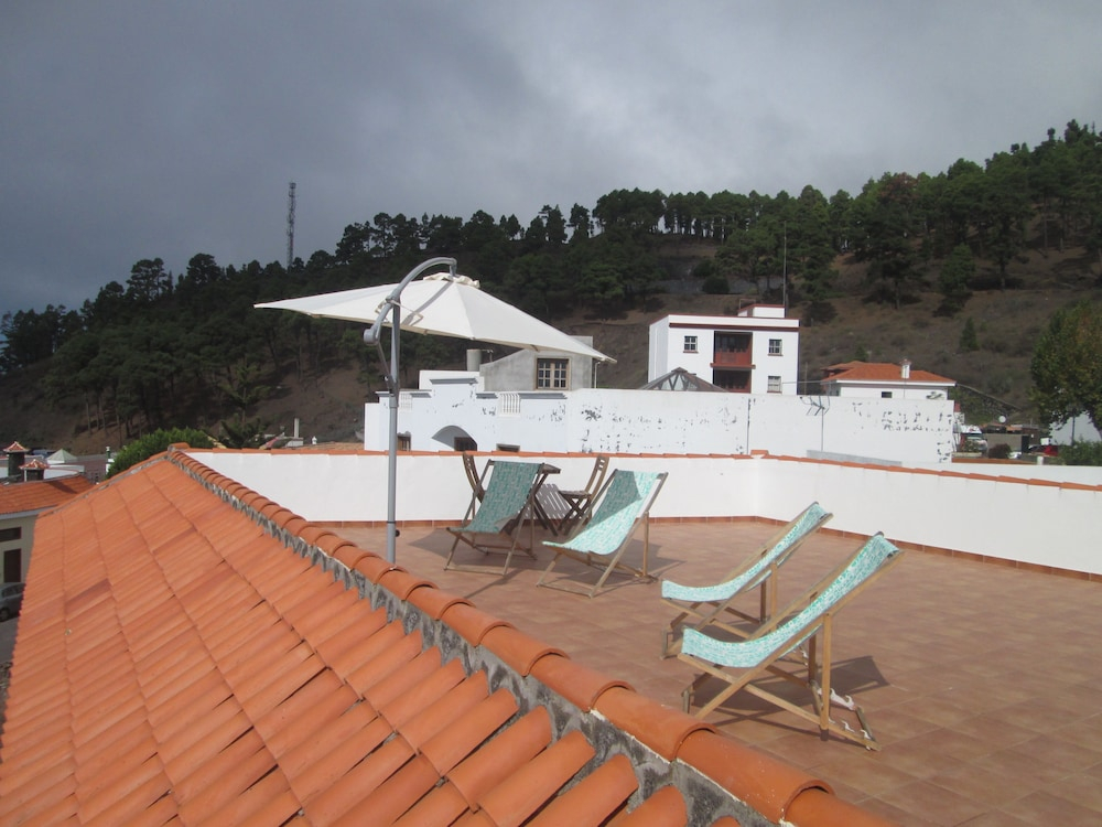 La Palma Hostel by Pension Central