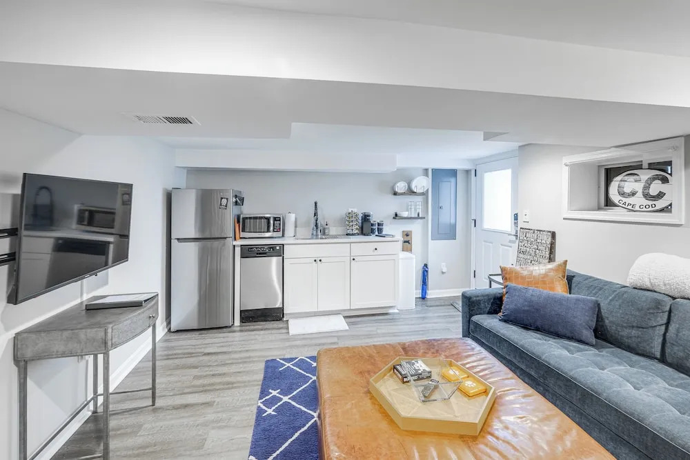 Walkable Location: Modern DC Apt w/ Yard Access