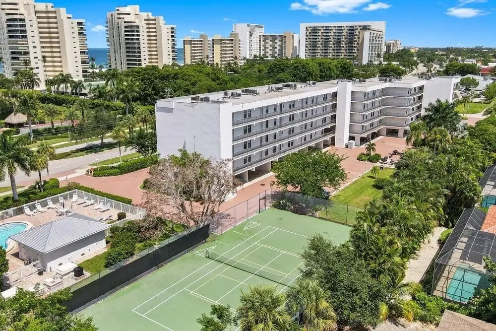 Grandview 305, Marco Island Vacation Rental 2 Bedroom Condo by Redawning
