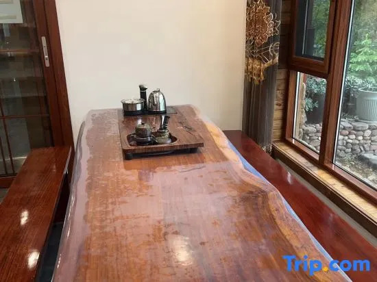 Zhangjiajie Xianlv Residential Accommodation (Wulingyuan National Scenic Spot Scenic Spot Store)