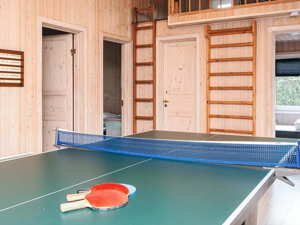10 Person Holiday Home in Oksbol