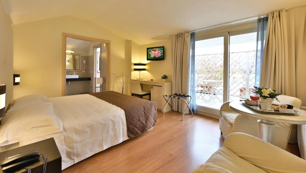 Regal Residence