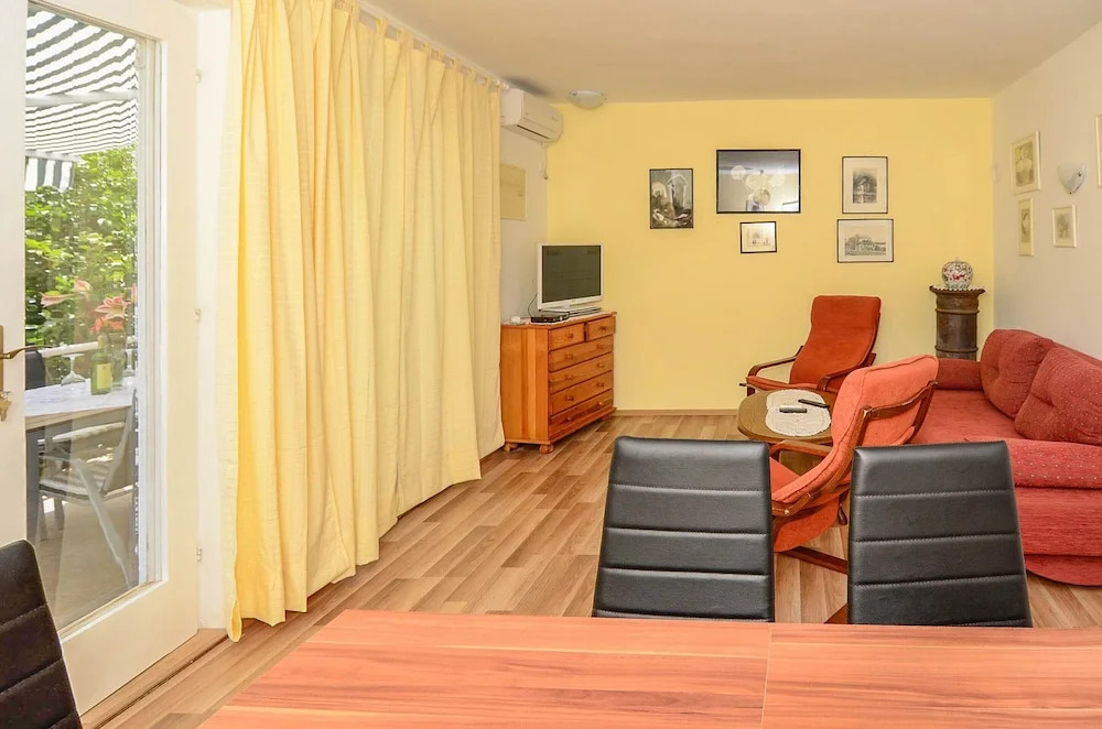Holiday Home Lovište