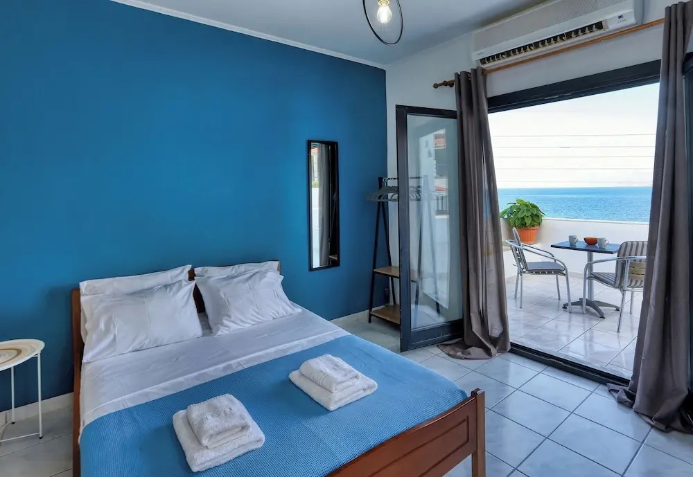 Blue Comfort Apartments Sitia