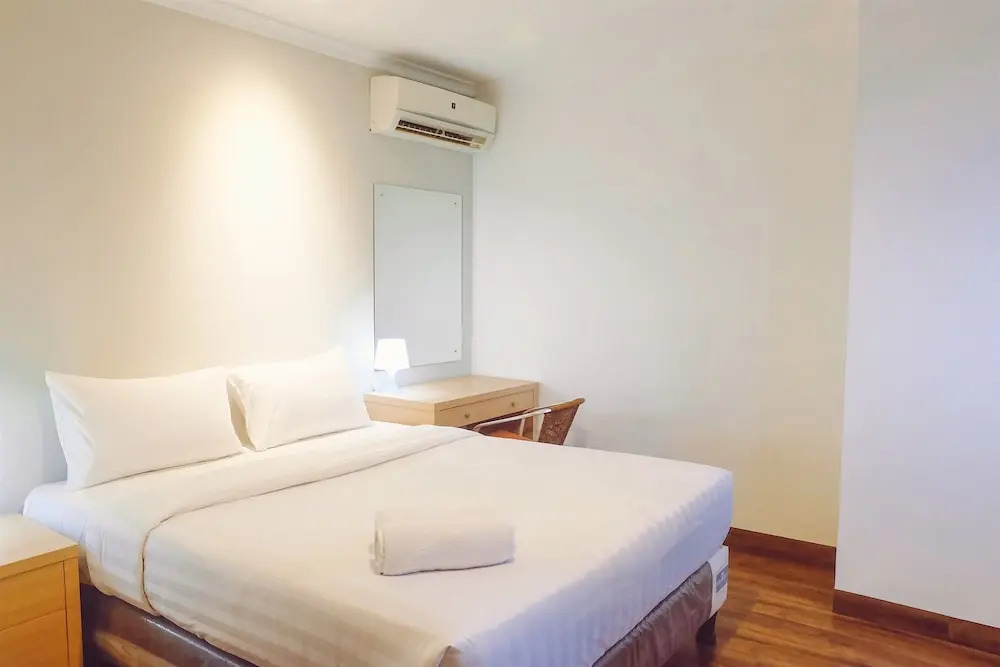 2 Bedroom Senayan Apartment by Travelio