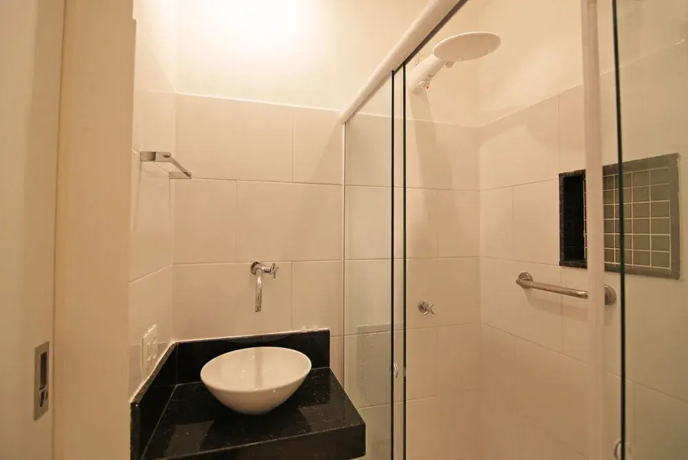 LinkHouse Beautiful High Floor 1-BDR c2-0036