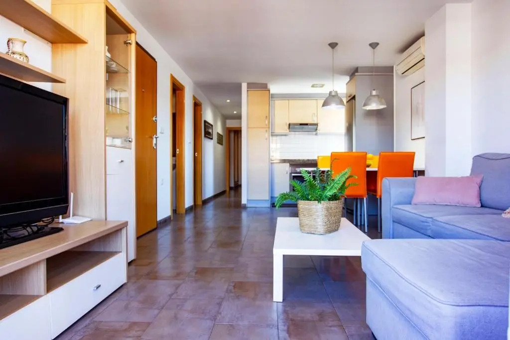 Apartamento a 50 metros de la playa, Luminoso y acogedor