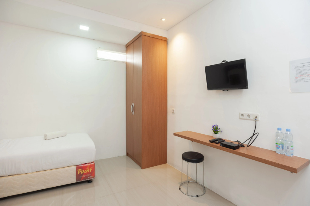 Urbanview Hotel Amarilis Sentul Bogor by RedDoorz