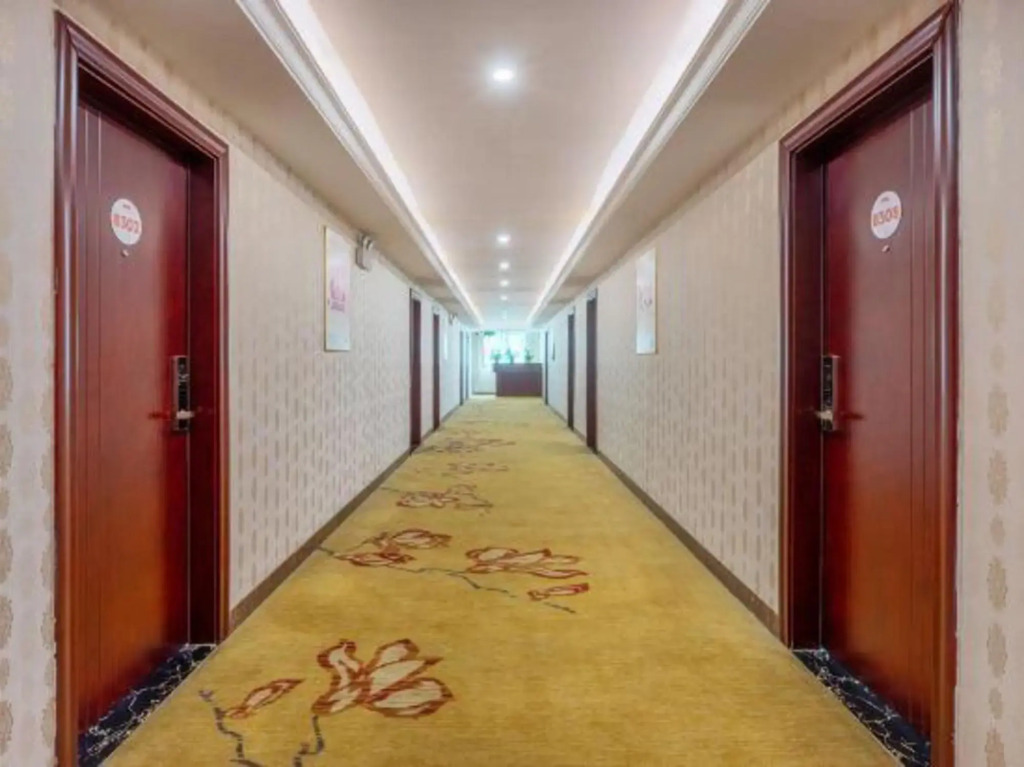 Guiyuan Boutique Hotel (Guangzhou Shiling Leather City Store)