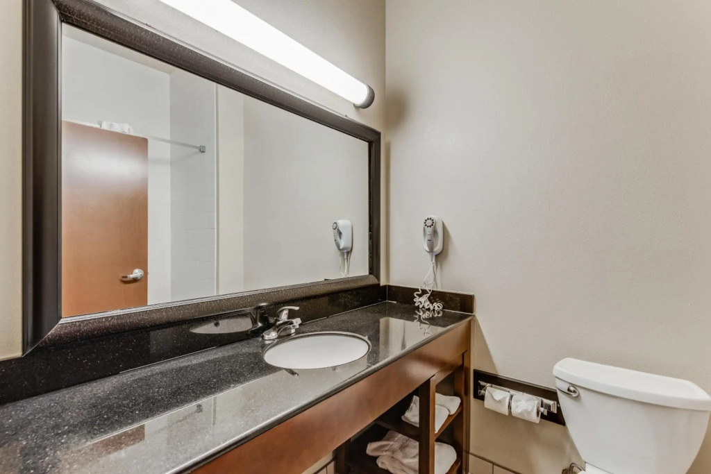 Comfort Suites Huntsville MidCity District at Research Park
