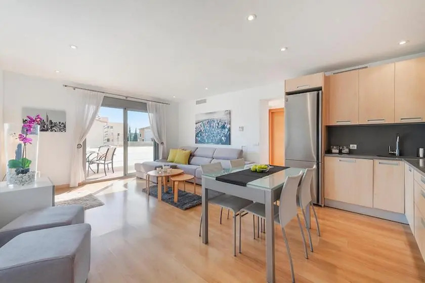 Penthouse Rosas 1C