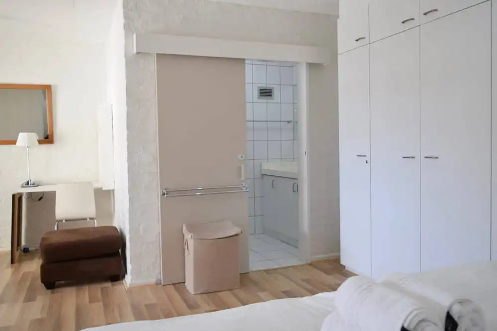 New York Style Loft Apartment With Safe Parking And Pool