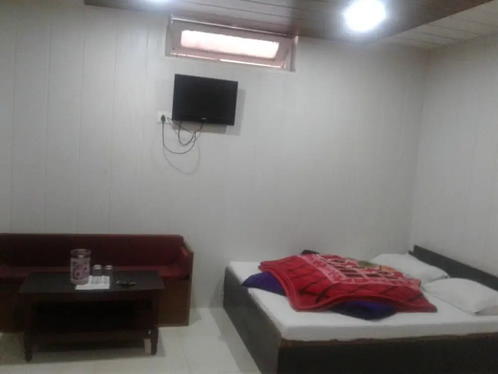Hotel Neelam Raj Nainital