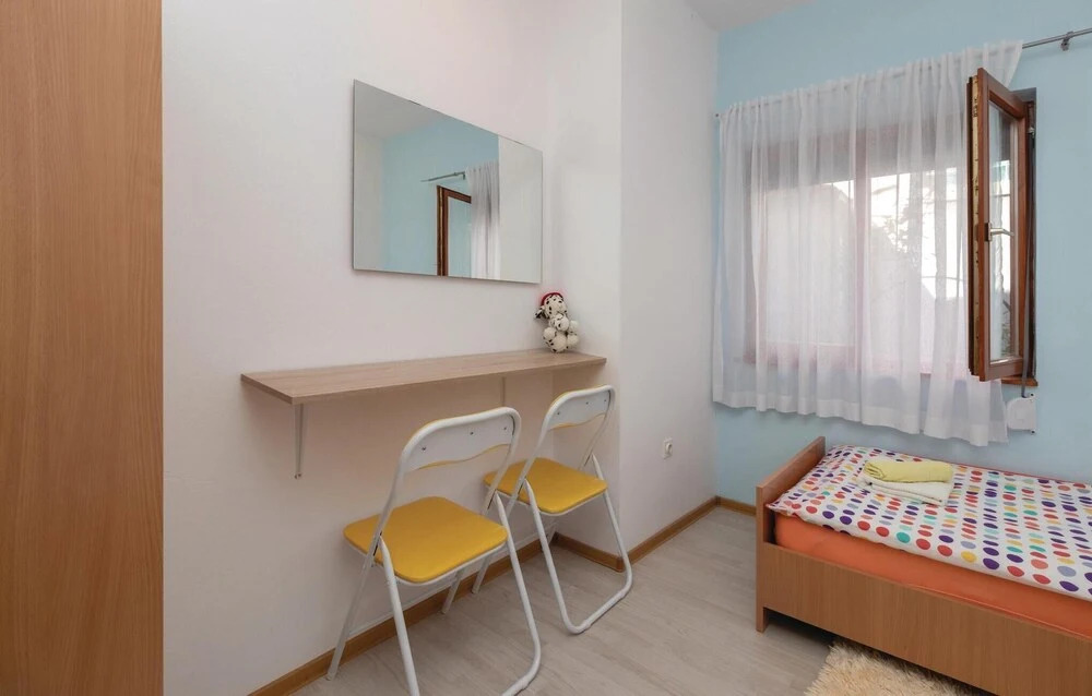 Awesome Home in Zadar With Wifi and 2 Bedrooms