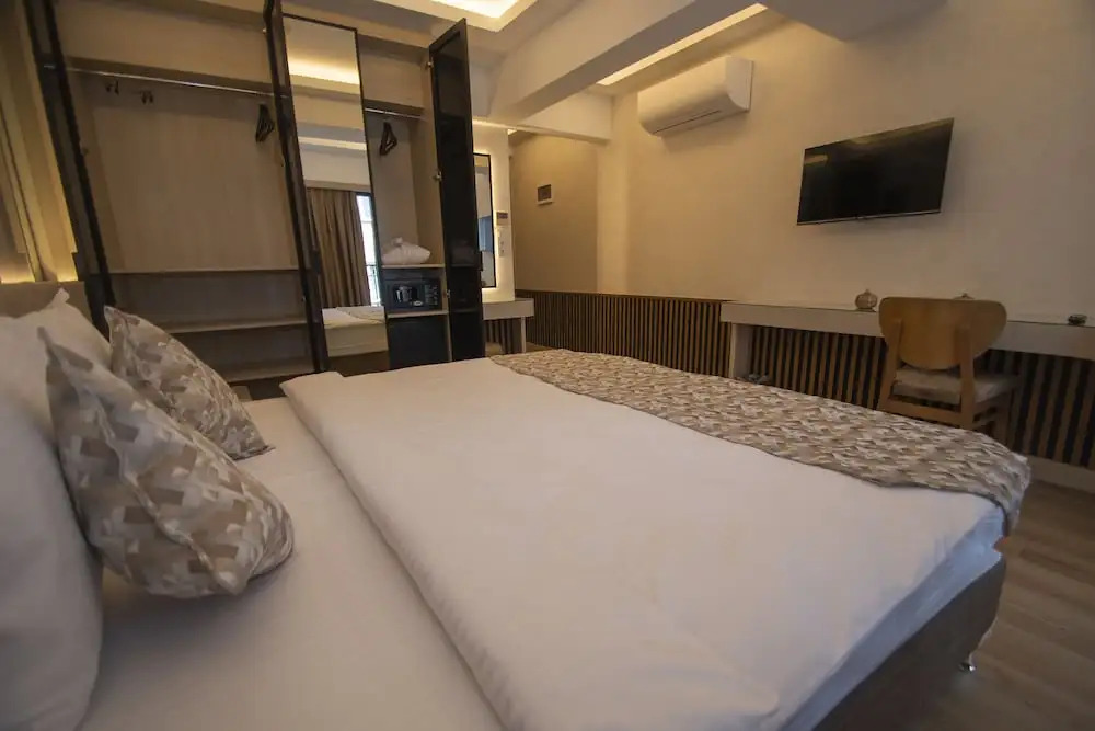 Vera Life Hotel