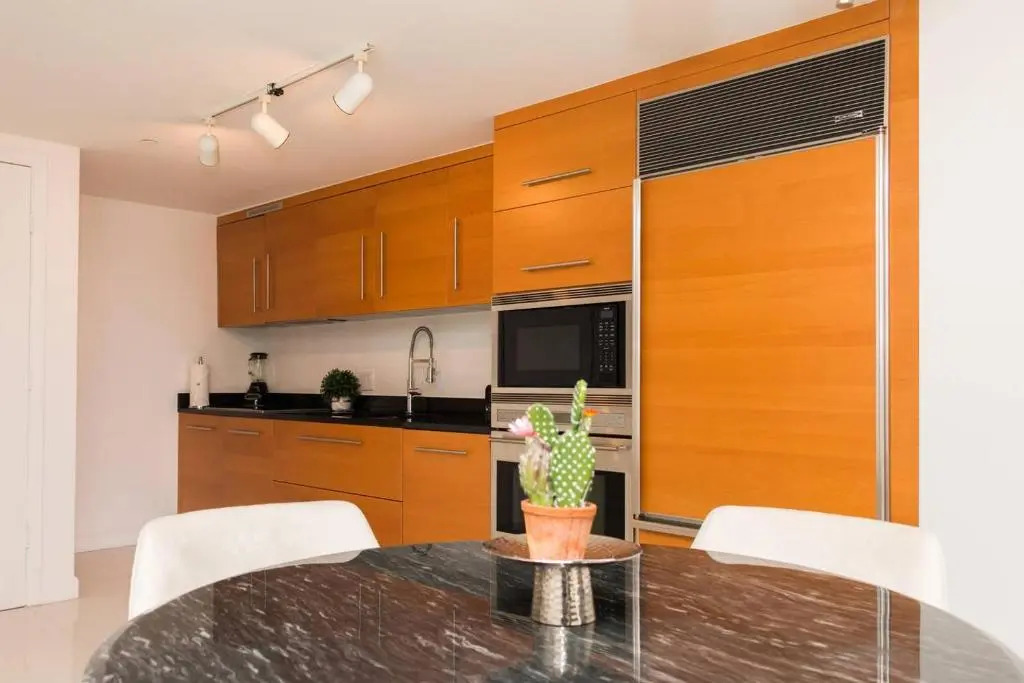 Deluxe 5 Star Condo Iconbrickell@25Th, Free Spa/Gym/Pool