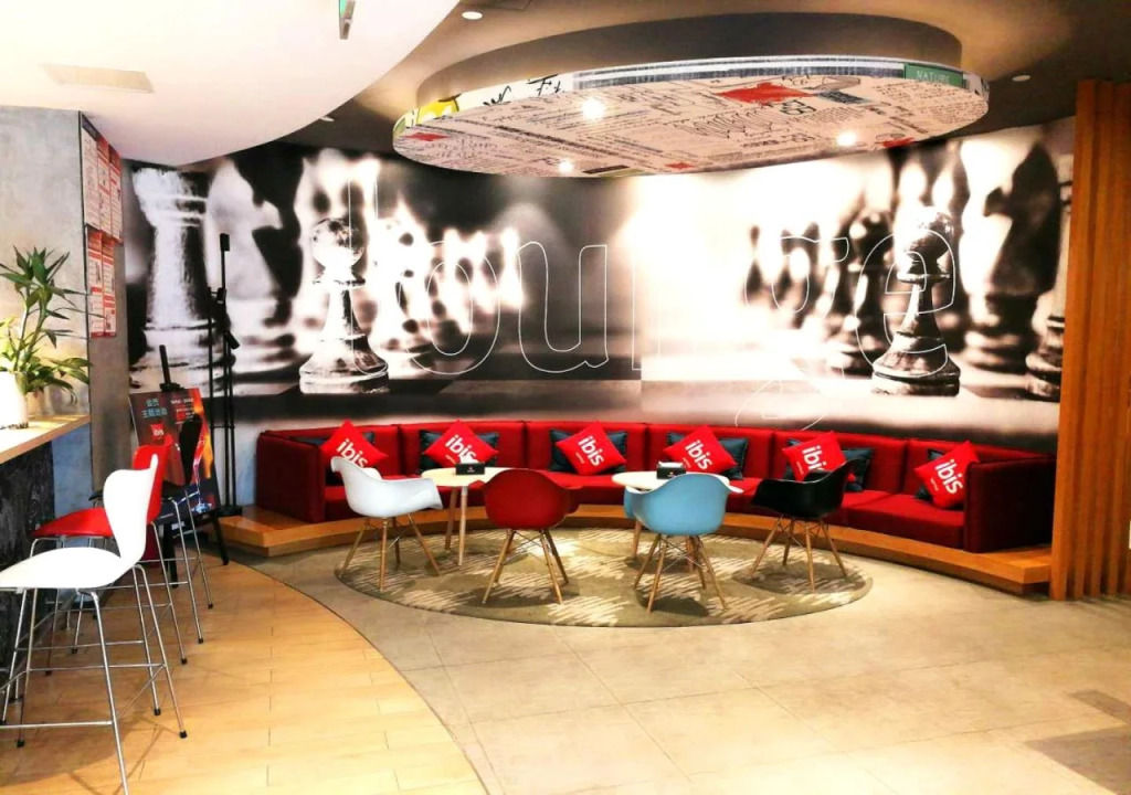 Ibis Suining Hotel