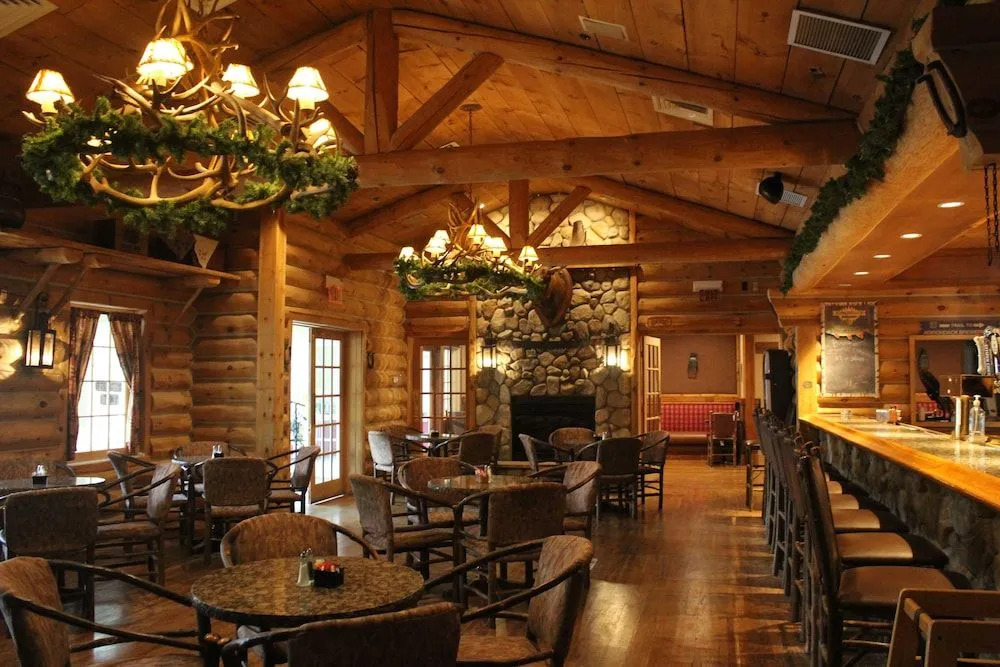 Phoenix Inn Resort