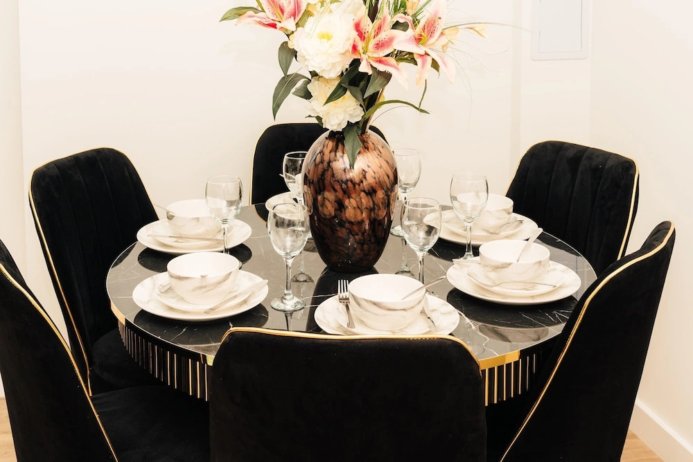LUX Riverside Duplex Masionette By LCY Excel