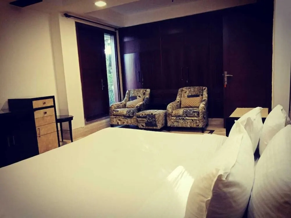 Taj Inn Residency